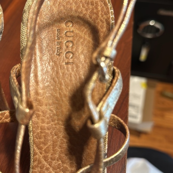 Gucci sandals sz 39.5 - Picture 3 of 9